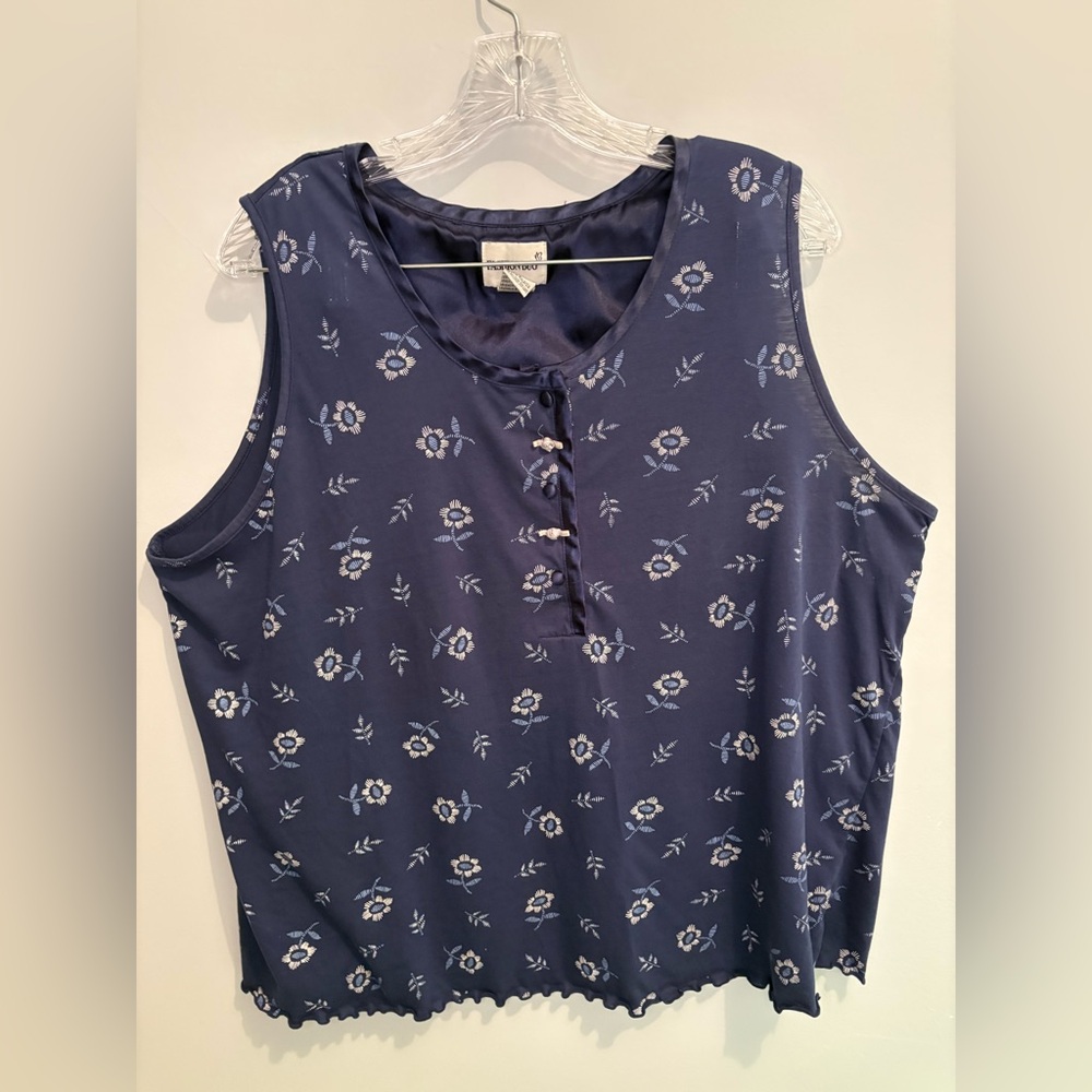 Fashion Bug Womenβs Size 22 / 24 Navy Sleeveless Blouse Floral Y2K Rose Satin - Picture 8 of 15
